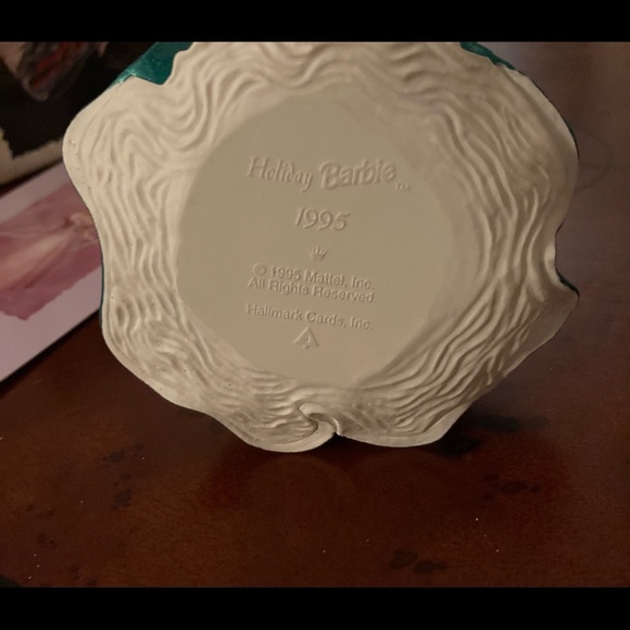 VINTAGE Hallmark Keepsake Ornament Collectors Series Holiday Barbie 1995 - NEW - Picture 5 of 7